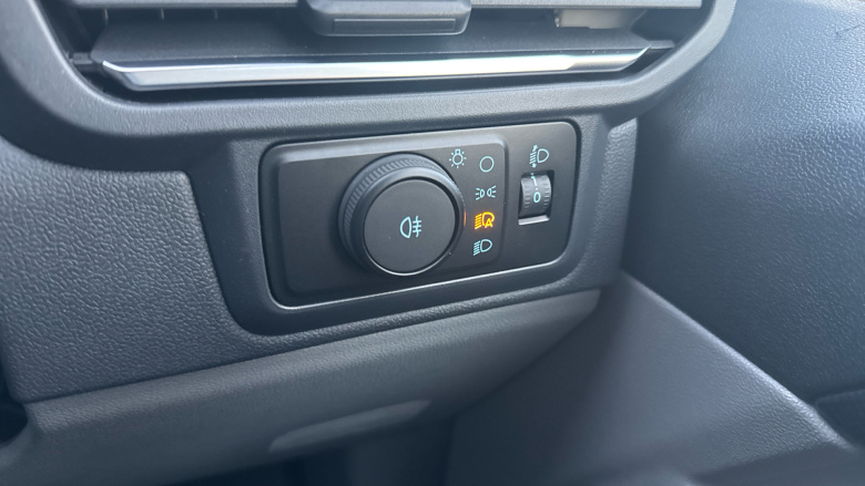 Ford Transit Custom E-320 L1 Rwd 100kW 65kWh H1 Van Limited Auto